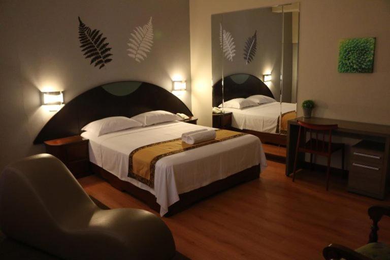 Hotel Pacifico Miraflores Ліма Екстер'єр фото